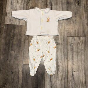 Vintage Winnie The Pooh baby Outfit 2 Piece 0-3 month Disney